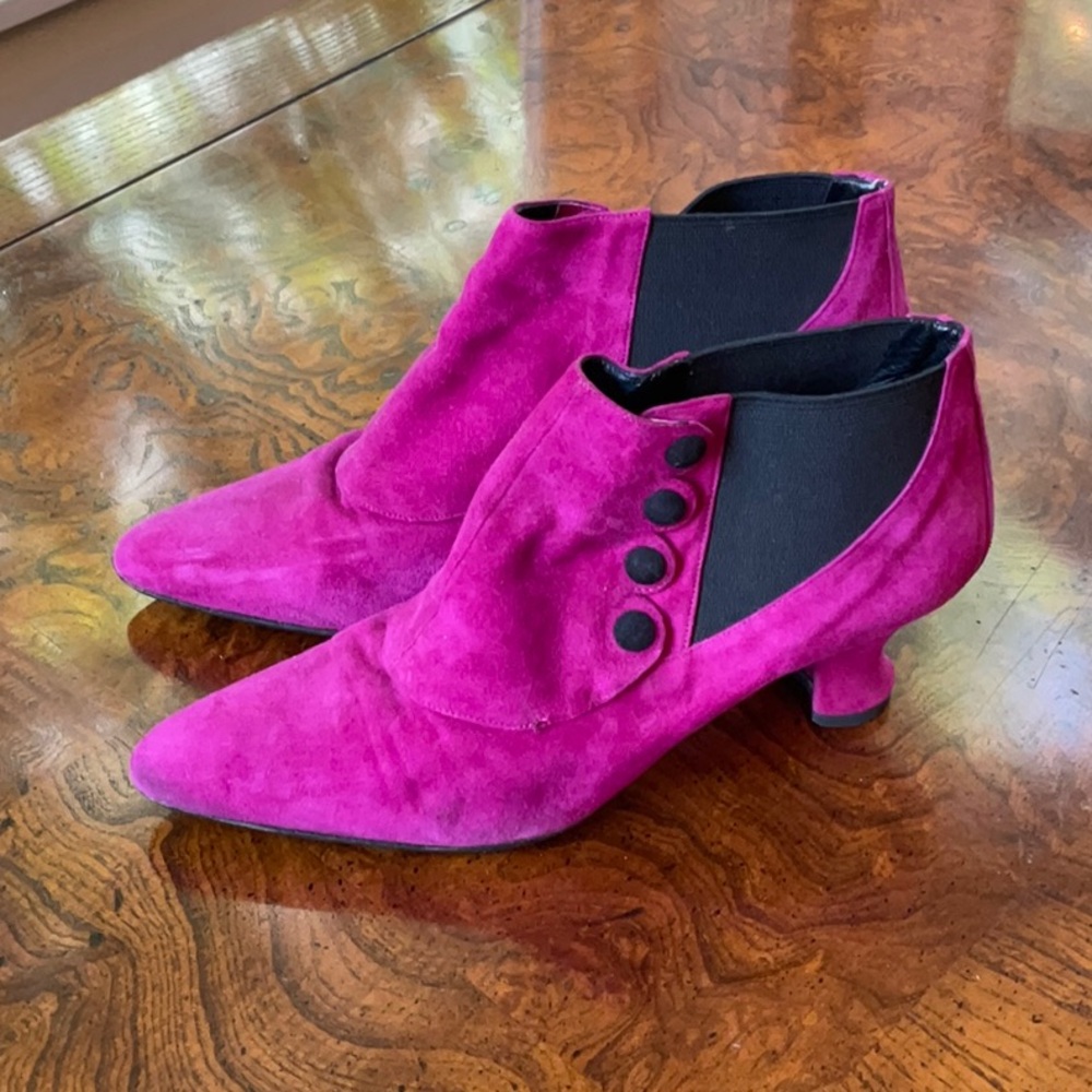 Vintage Peter Fox Elegant Fuchsia Ankle Boots